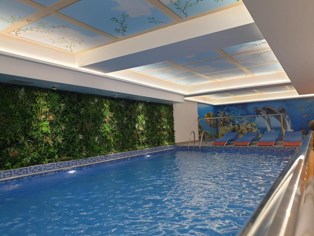 Costa Del Sol Hotel Koeweit Buitenkant foto